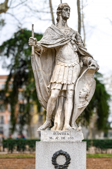 Ancient statue or stone sculpture of Suintila.