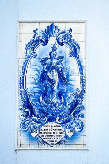 Ancient tile decoration honoring Celeste Padroeira and Rainha de