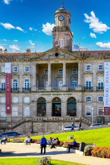 Bolsa Palace Exterior Architecture