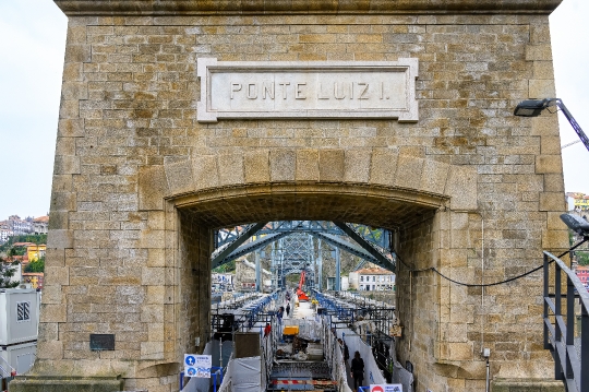 Bridge Luis I in Porto, Portugal