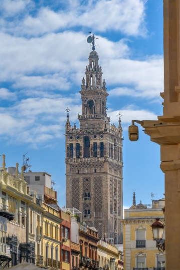 Cityscape La Giralda Tower