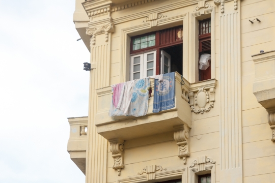 Clothesline in Balcony