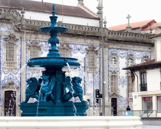 Fountain of Lions in Porto