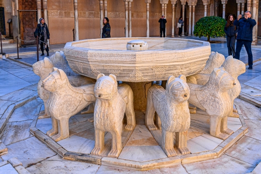 Foutain of the Lions Alhambra