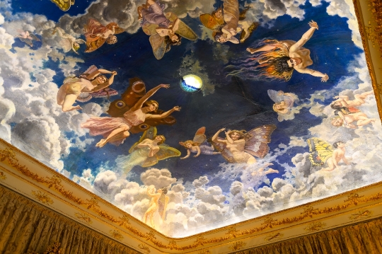 Fresco Painting in Ceiling