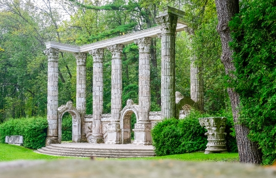 Guildwood Park in Toronto