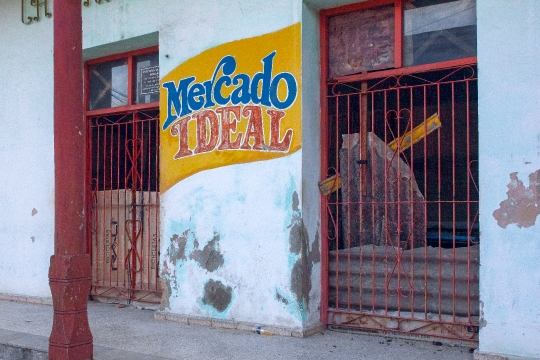 Ideal Market in Havana