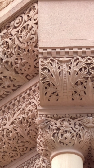 Intricate Decoration, Old City Hall, Toronto, Cansada