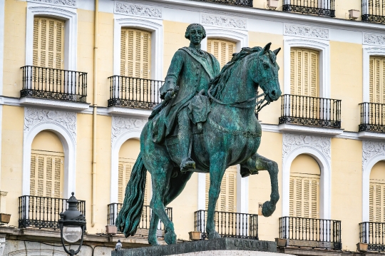 Monument King Carlos II, Madrid