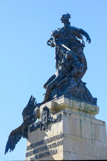 Monument to D. Luis Daoiz y Dom Pedro Velarde