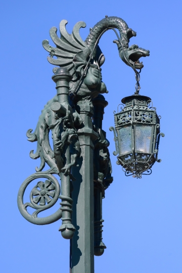 Monument to D. Luis Daoiz y Dom Pedro Velarde