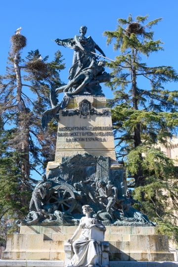 Monument to D. Luis Daoiz y Dom Pedro Velarde