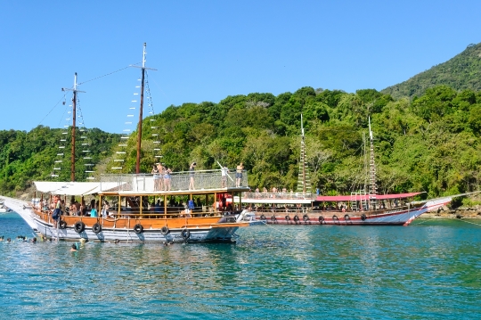 Passenger Sea Crafts for Tourism