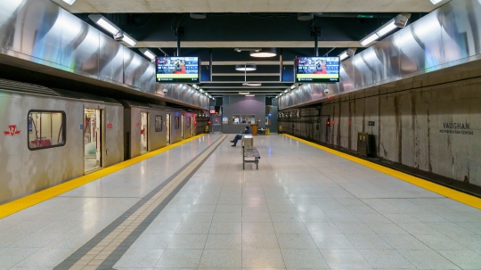 Platform Vaughan Metropolitan Centre