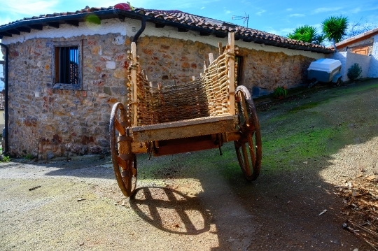 Rustic agricultural cart in Cofino, Asturias, Spain