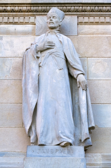 Sculpture of Juan de Pineda in Seville, Spain