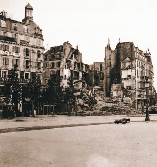 The Bastille Square