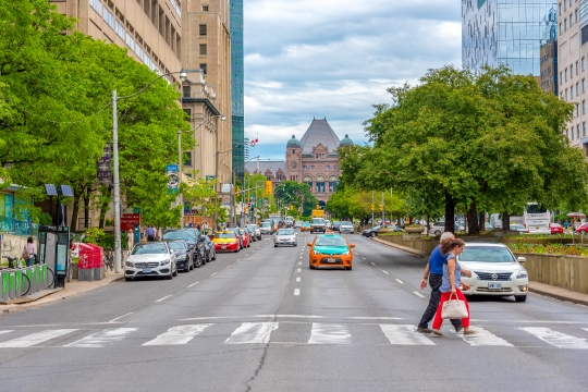 Toronto, Canada, University Avenue and Queen_qt_s Park Building