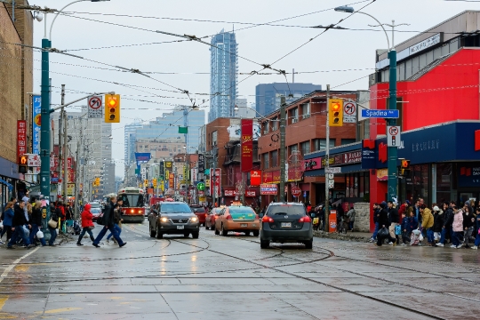 Traffic in Chinatown Avenue