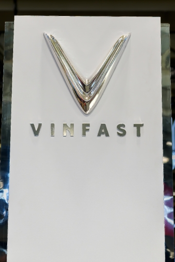 Vinfast Logo Sign